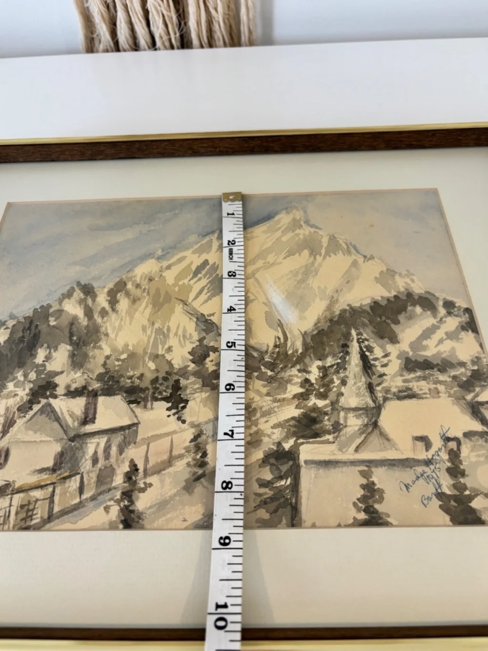 Vintage framed watercolour painting of Banff Canada signed Madge Hogarth 1975 - Picture 9 of 11